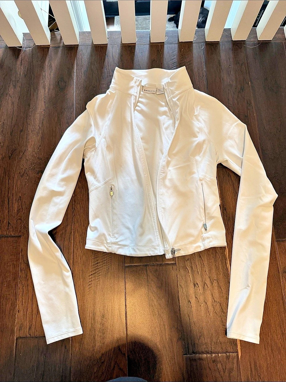 Athleta Women'Small Lightweight Zip Jacket White Size Small Like New